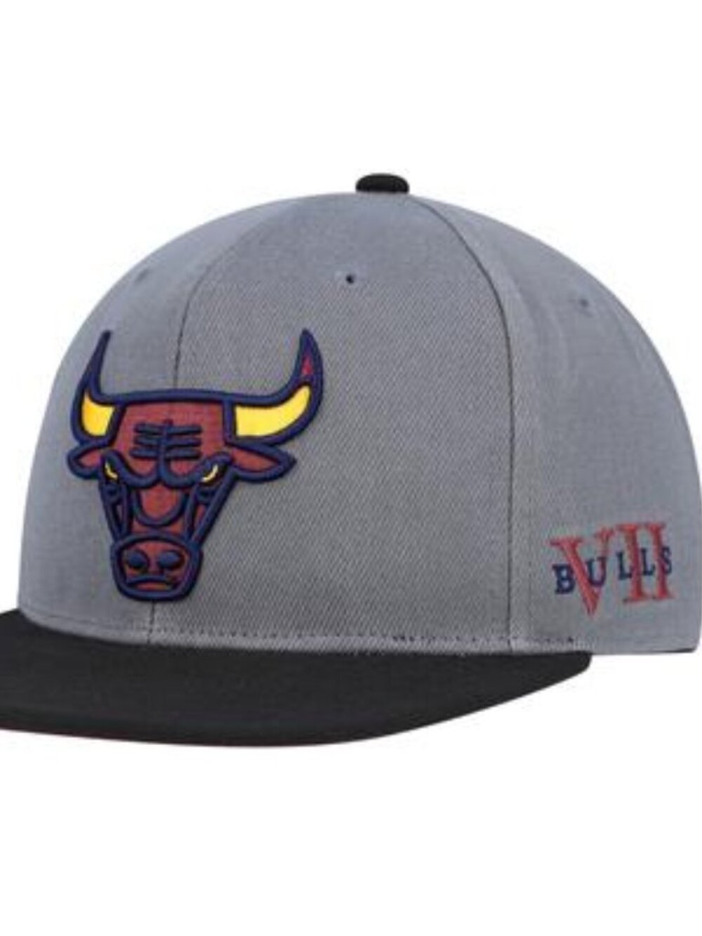 Men's Mitchell & Ness Gray/Black Chicago Bulls Core Snapback Hat